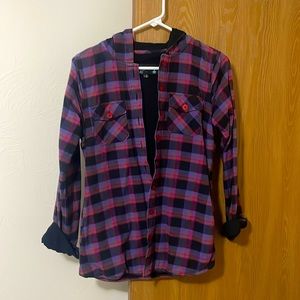 Super soft lined women’s flannel with hood and hip pockets